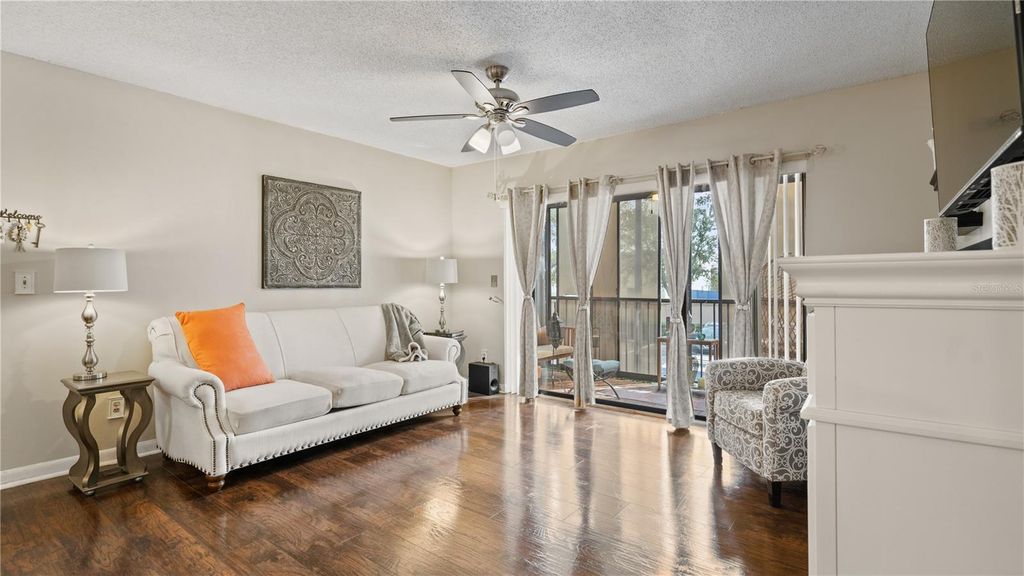 Image 16 of property listing at 8203 SUN SPRING CIRCLE 12, Orlando, FL 32825