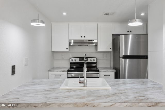 3033 E DEVONSHIRE Avenue 1016, Phoenix, AZ 85016