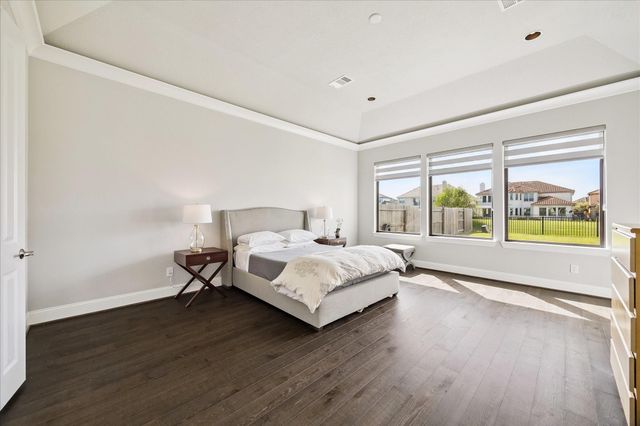 2302 Camden Creek Lane, Houston, TX 77077