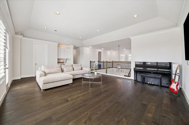 2302 Camden Creek Lane, Houston, TX 77077