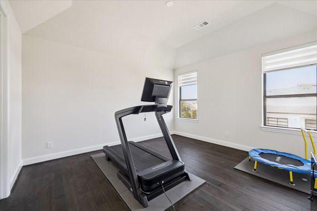 2302 Camden Creek Lane, Houston, TX 77077