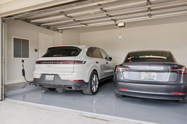 2302 Camden Creek Lane, Houston, TX 77077