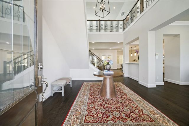 2302 Camden Creek Lane, Houston, TX 77077