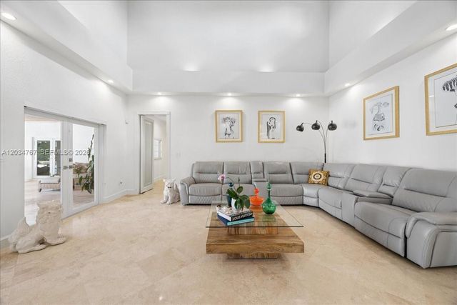 16580 SW 173rd Ave, Miami, FL 33187
