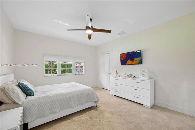 16580 SW 173rd Ave, Miami, FL 33187