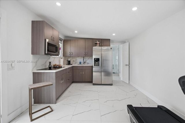 16580 SW 173rd Ave, Miami, FL 33187