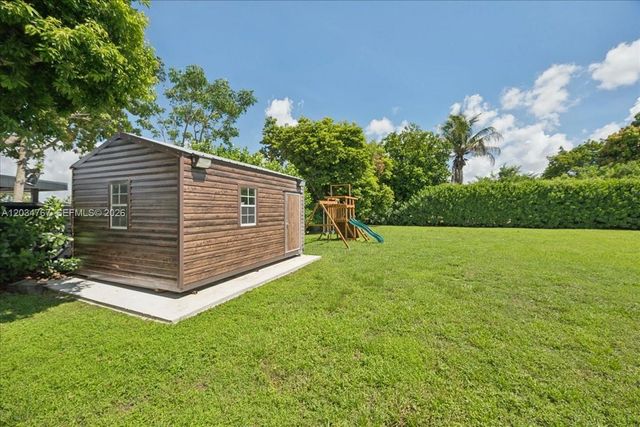16580 SW 173rd Ave, Miami, FL 33187