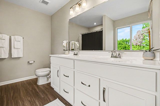 2151 Penny Lane, Hebron, KY 41048