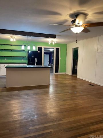 398 Barry St E, Wynne, AR 72396