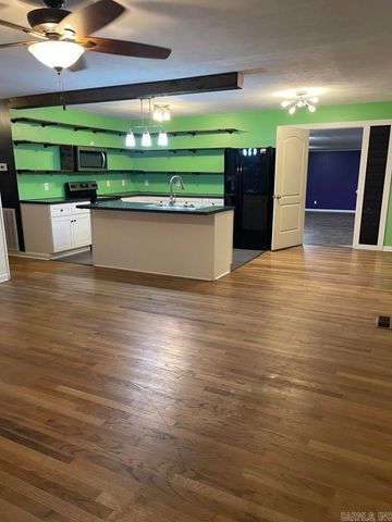 398 Barry St E, Wynne, AR 72396