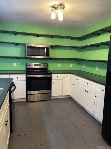 398 Barry St E, Wynne, AR 72396