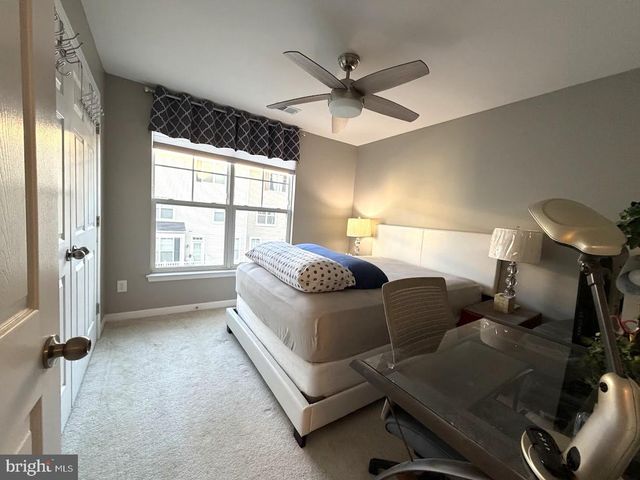25214 SPLIT CREEK TER, Chantilly, VA 20152