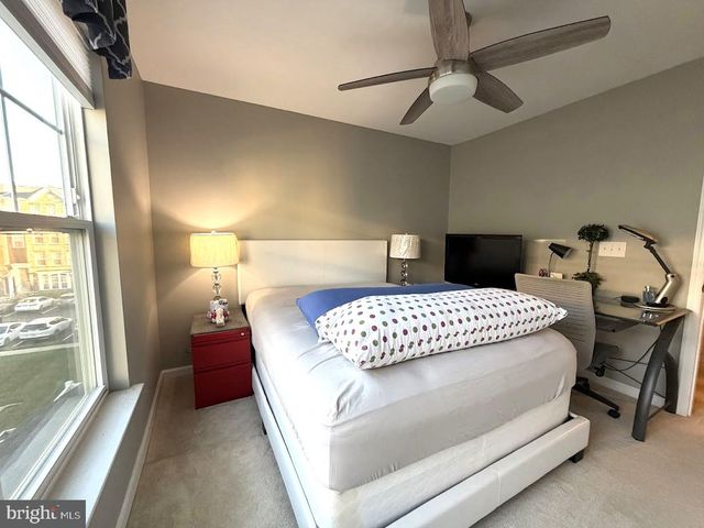 25214 SPLIT CREEK TER, Chantilly, VA 20152