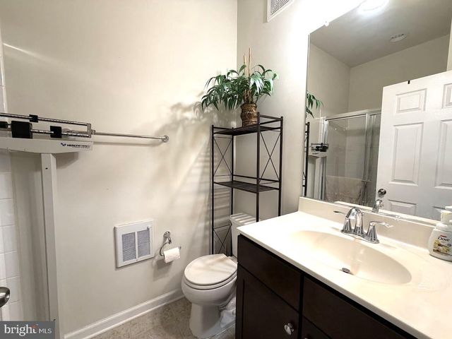 25214 SPLIT CREEK TER, Chantilly, VA 20152