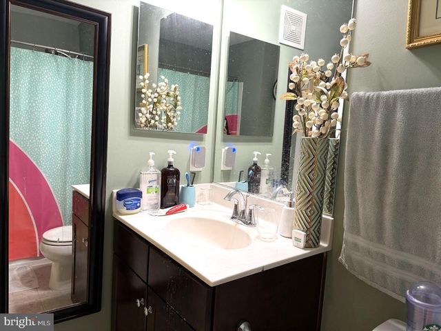 25214 SPLIT CREEK TER, Chantilly, VA 20152