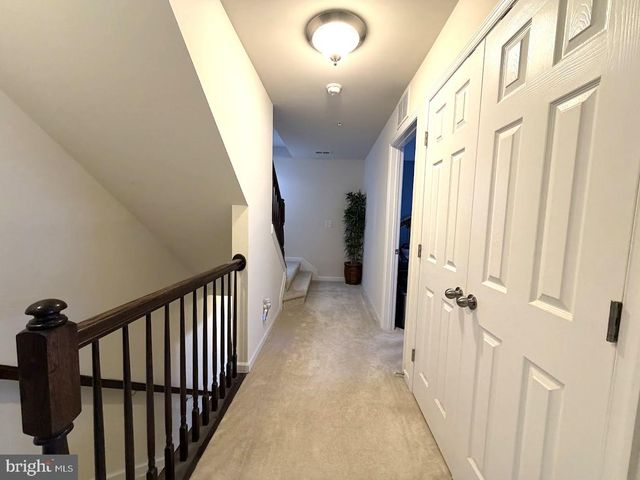 25214 SPLIT CREEK TER, Chantilly, VA 20152