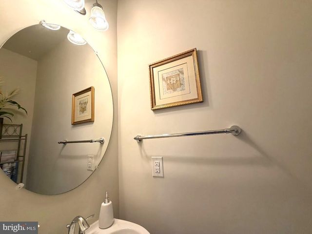 25214 SPLIT CREEK TER, Chantilly, VA 20152