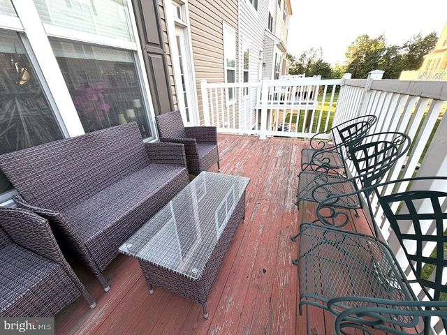 25214 SPLIT CREEK TER, Chantilly, VA 20152