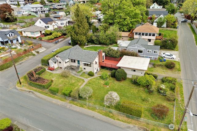 1408 Winfield Avenue, Bremerton, WA 98310