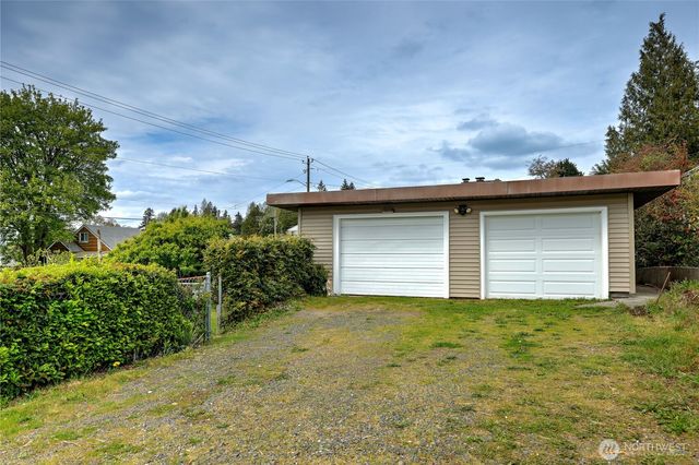1408 Winfield Avenue, Bremerton, WA 98310