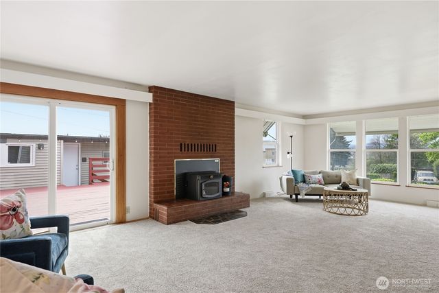 1408 Winfield Avenue, Bremerton, WA 98310