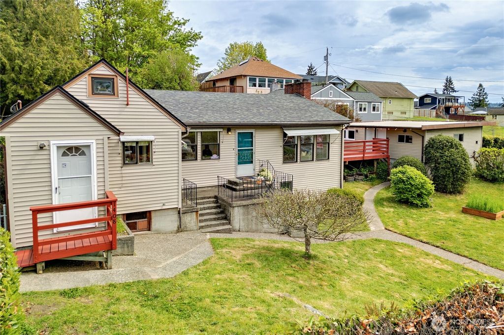 1408 Winfield Avenue, Bremerton, WA 98310