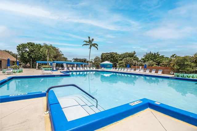 2941 N NOB HILL Road 112, Sunrise, FL 33322