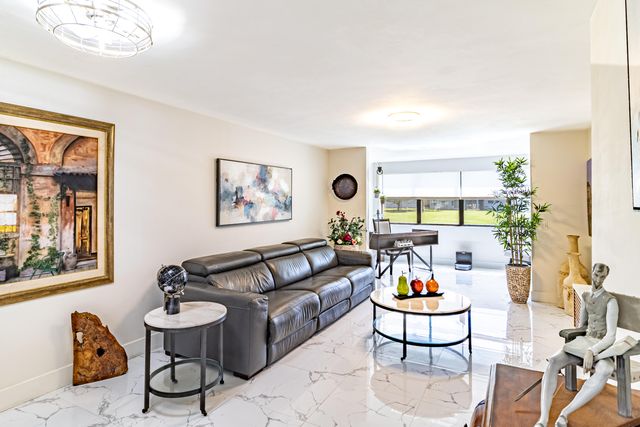 2941 N NOB HILL Road 112, Sunrise, FL 33322
