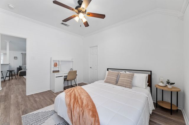 1024 Shortleaf Pine Drive, Arlington, TX 76012