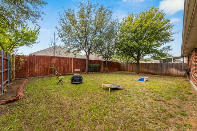 1024 Shortleaf Pine Drive, Arlington, TX 76012