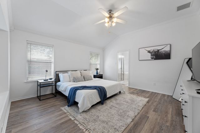 1024 Shortleaf Pine Drive, Arlington, TX 76012