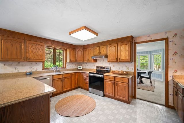41 Farrington Lane, Marlborough, MA 01752