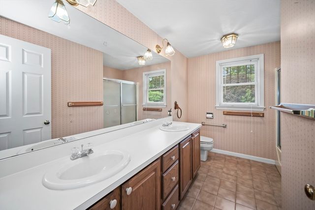 41 Farrington Lane, Marlborough, MA 01752