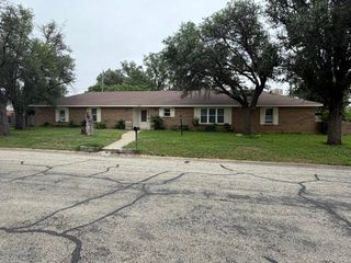 237 Edgewood Drive, San Angelo, TX 76903