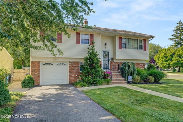 5 Brook Street, Red Bank, NJ 07701