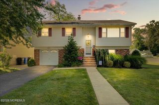 5 Brook Street, Red Bank, NJ 07701