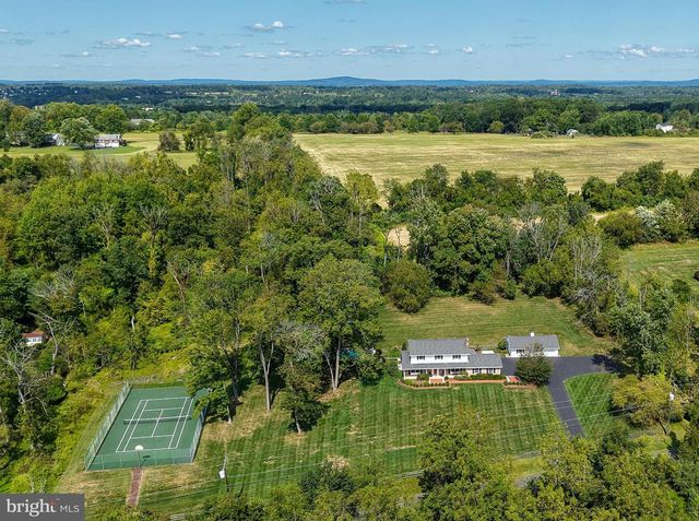 5595 RIDGEVIEW DR, Doylestown, PA 18902