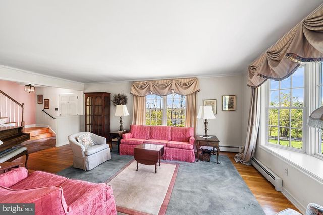 5595 RIDGEVIEW DR, Doylestown, PA 18902