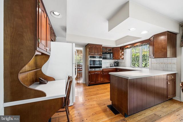 5595 RIDGEVIEW DR, Doylestown, PA 18902