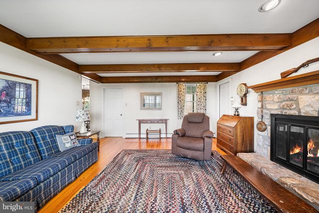 5595 RIDGEVIEW DR, Doylestown, PA 18902