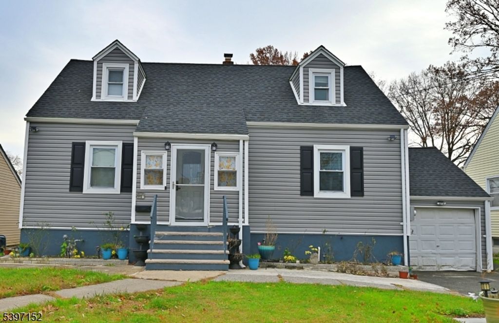 115 Clark St, Roselle Boro, NJ 07203