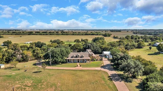 2300 N ROCK CREEK Road, Waco, TX 76708