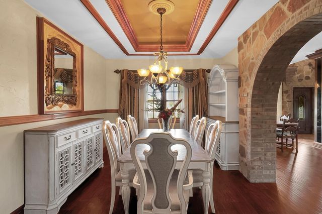 2300 N ROCK CREEK Road, Waco, TX 76708