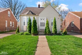 21734 Colony Street, St Clair Shores, MI 48080