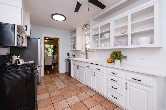 101 Normandy Road, Little Rock, AR 72207