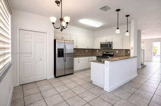 10911 NW 79th St ., Doral, FL 33178