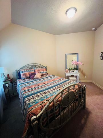 2106 Cambridge Bay Drive, Pearland, TX 77584