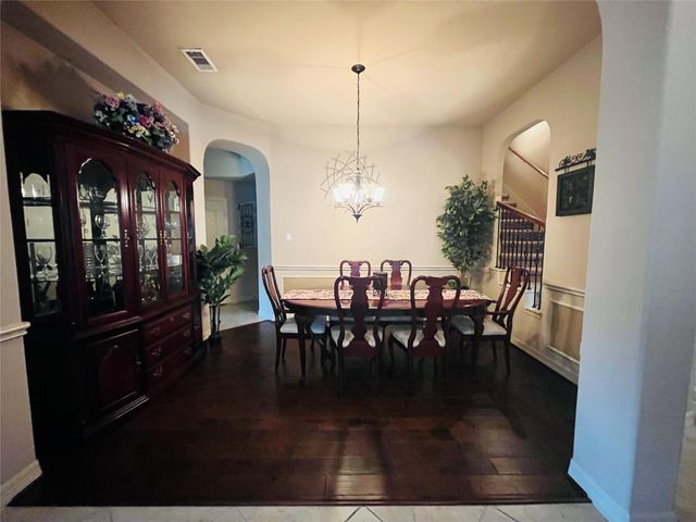 2106 Cambridge Bay Drive, Pearland, TX 77584