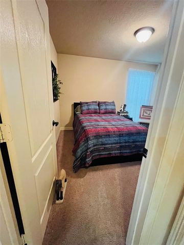 2106 Cambridge Bay Drive, Pearland, TX 77584