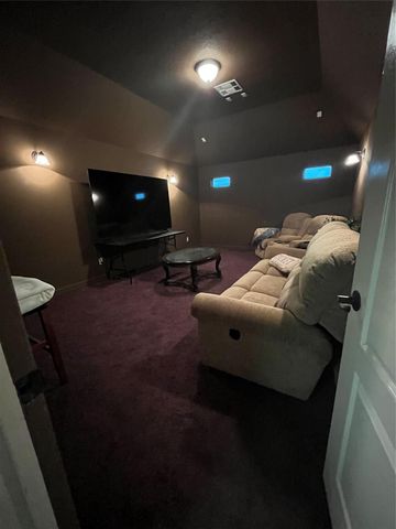 2106 Cambridge Bay Drive, Pearland, TX 77584